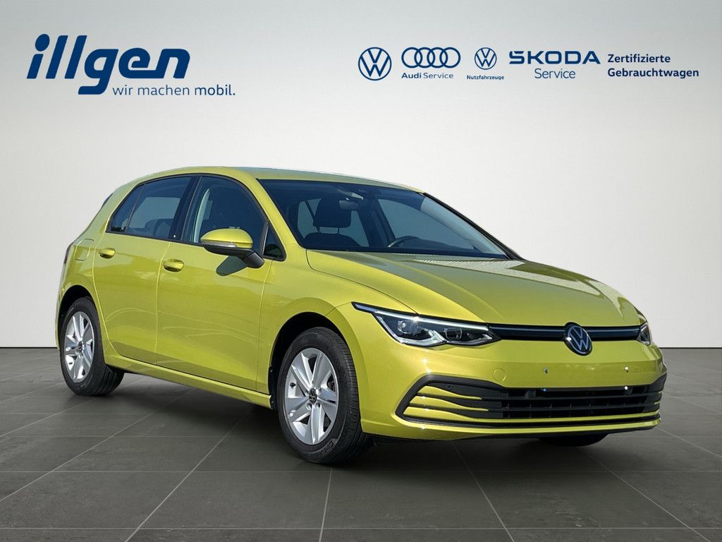 Volkswagen Golf VIII 1.5 TSI Life - Samsaru's Car Outlet