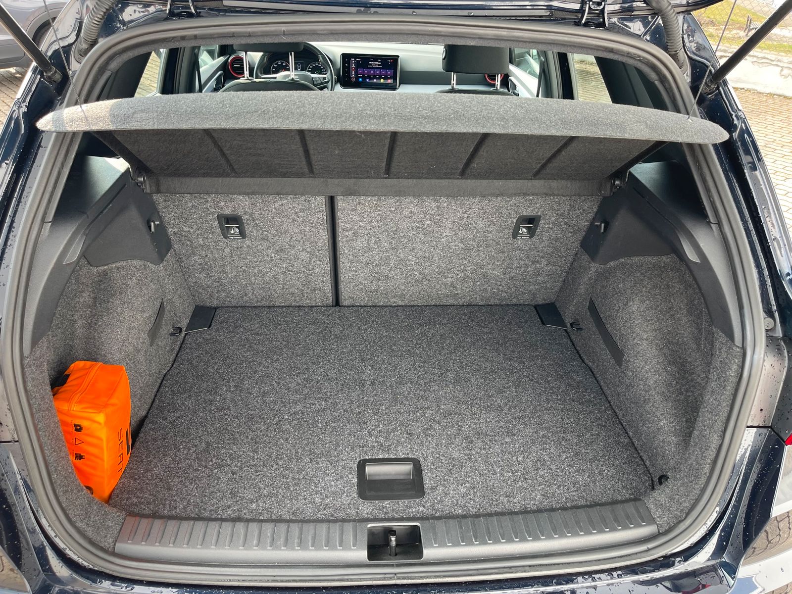 Seat Arona FR 1.0 TSI DSG - Samsaru's Car Outlet