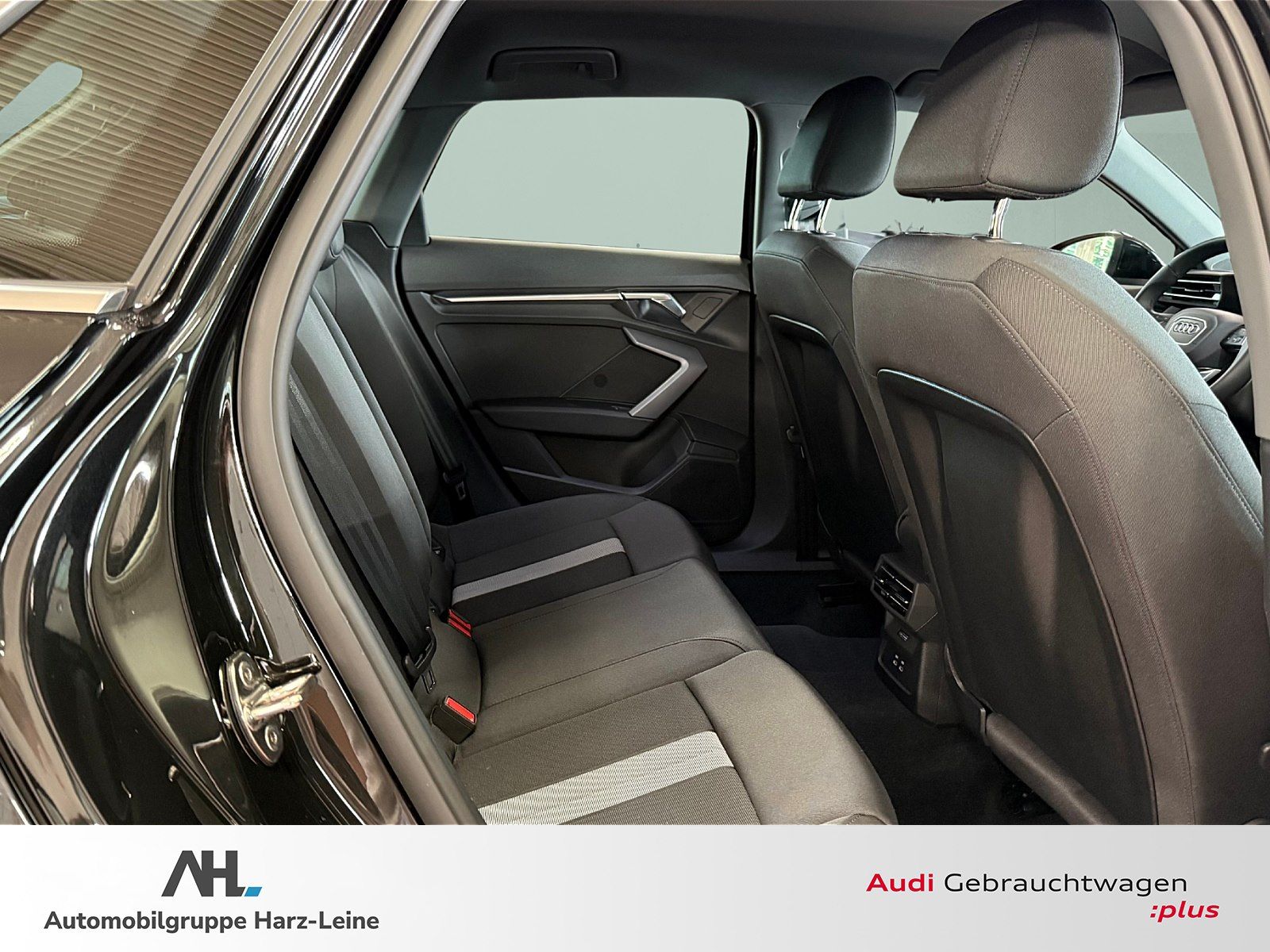 Audi A3 Sportback 35 TFSI S-tronic - Samsaru's Car Outlet