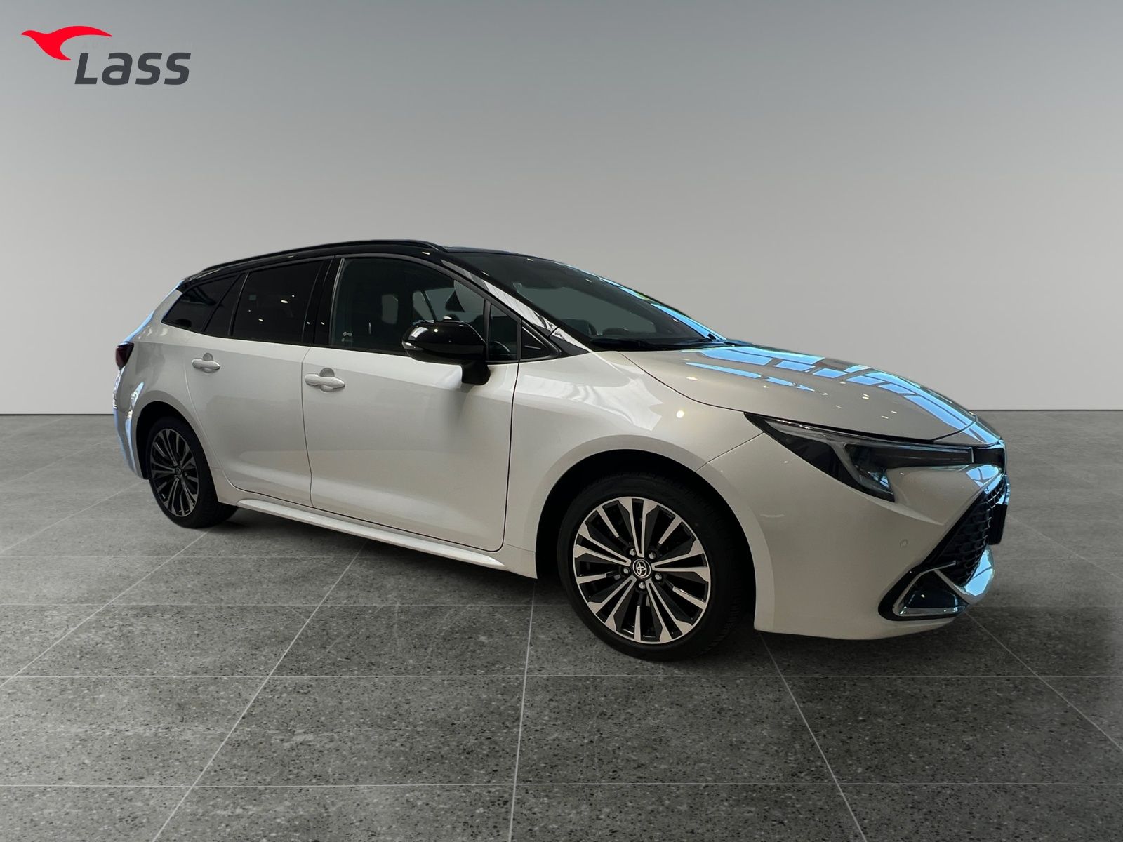 Toyota Corolla TS 2.0 Black & White 1,99%