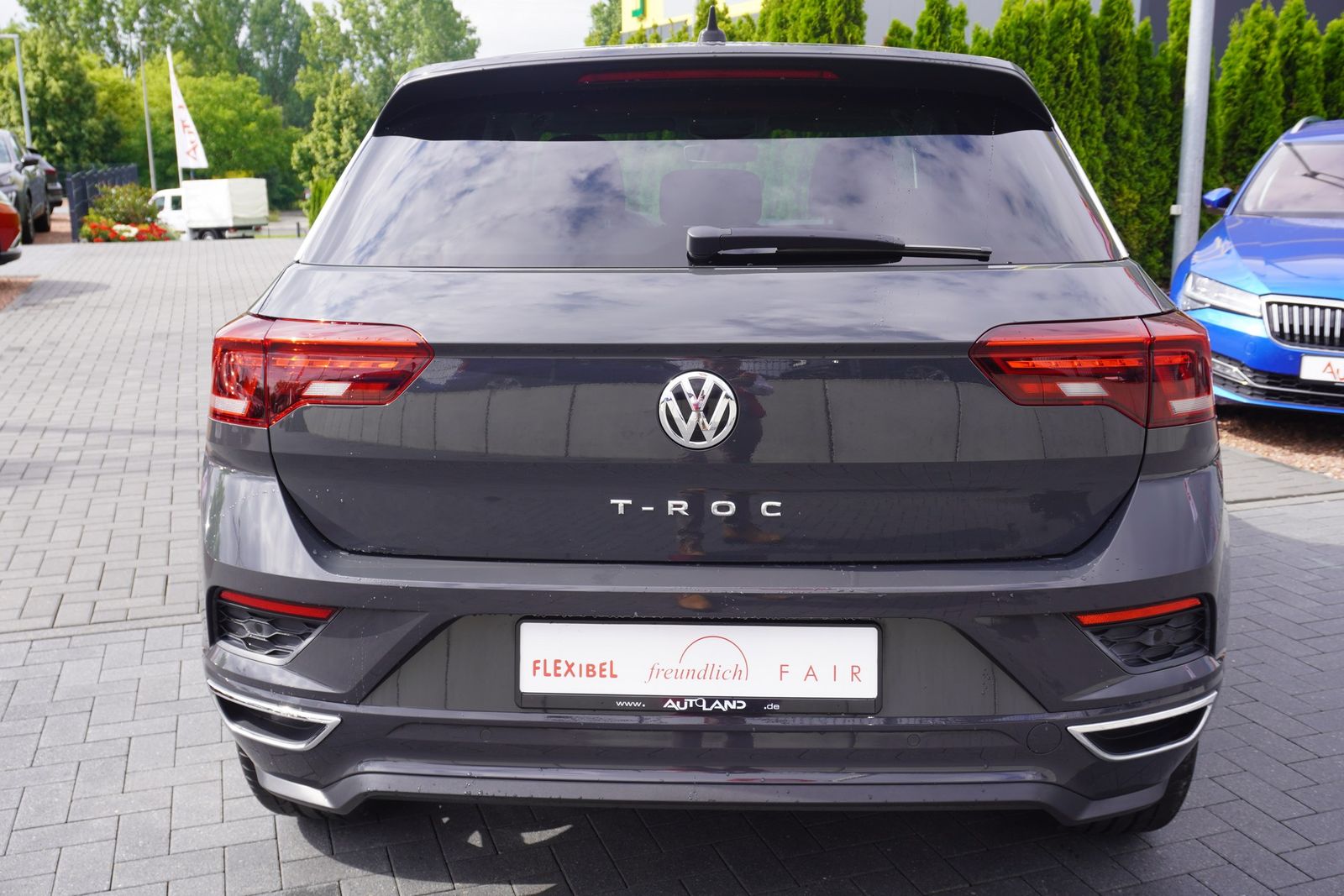 Volkswagen T-Roc 1.5 16V TSI United - Samsaru's Car Outlet