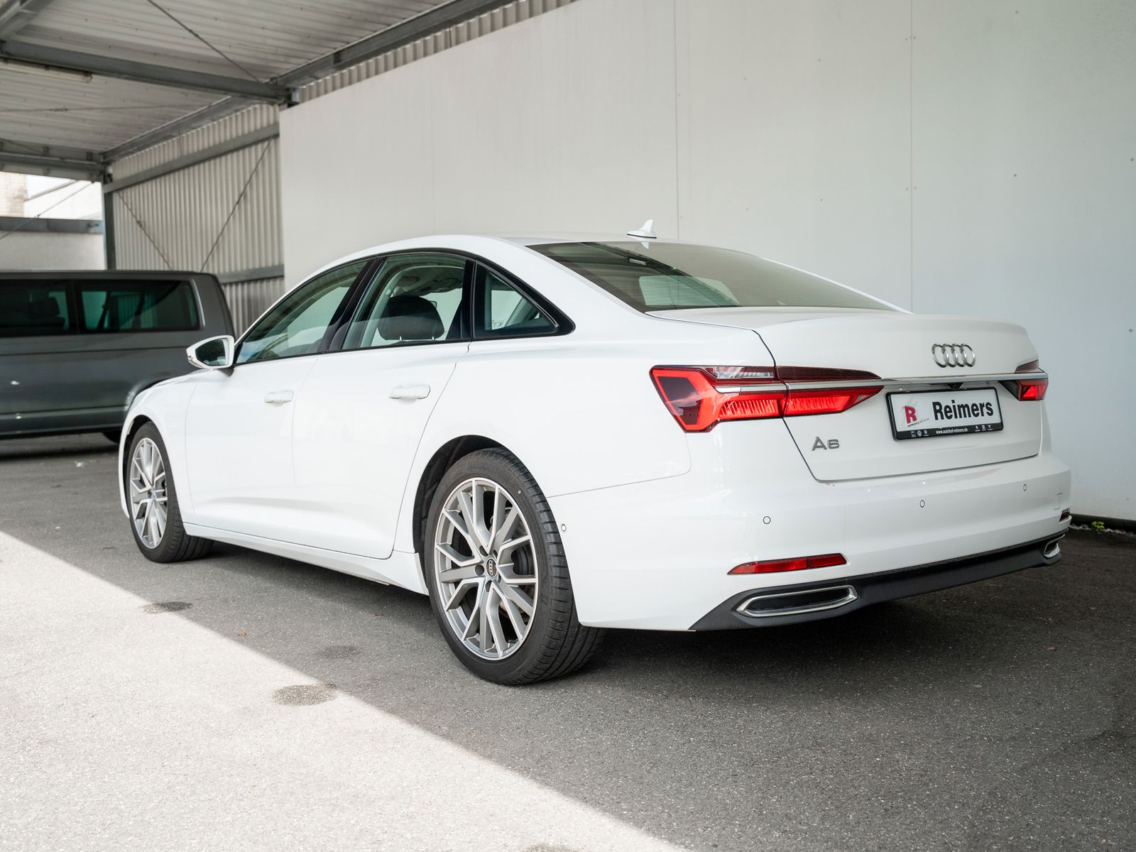 Audi A6 Limousine 40 TDI S tronic - Samsaru's Car Outlet
