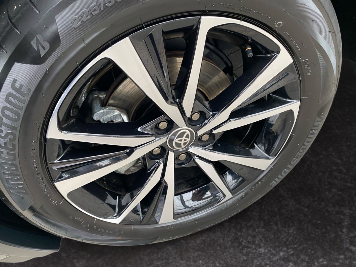 Toyota C-HR 1.8 Hybrid Team D *LED*ACC*el Heck*CAM*SHZ*