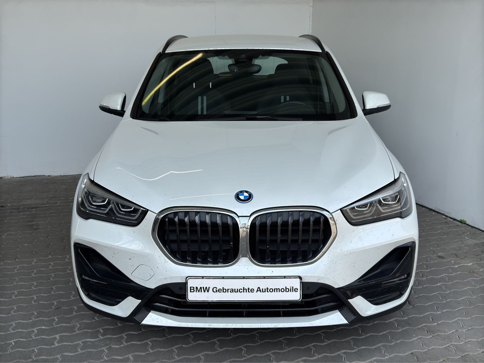 BMW X1 xDrive25e Sport Line - Samsaru's Car Outlet