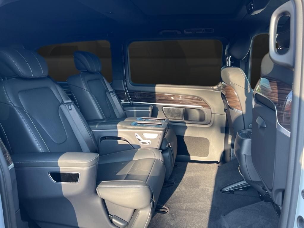 Mercedes-Benz V 300 d EXCLUSIVE EDITION AMG - Samsaru's Car Outlet