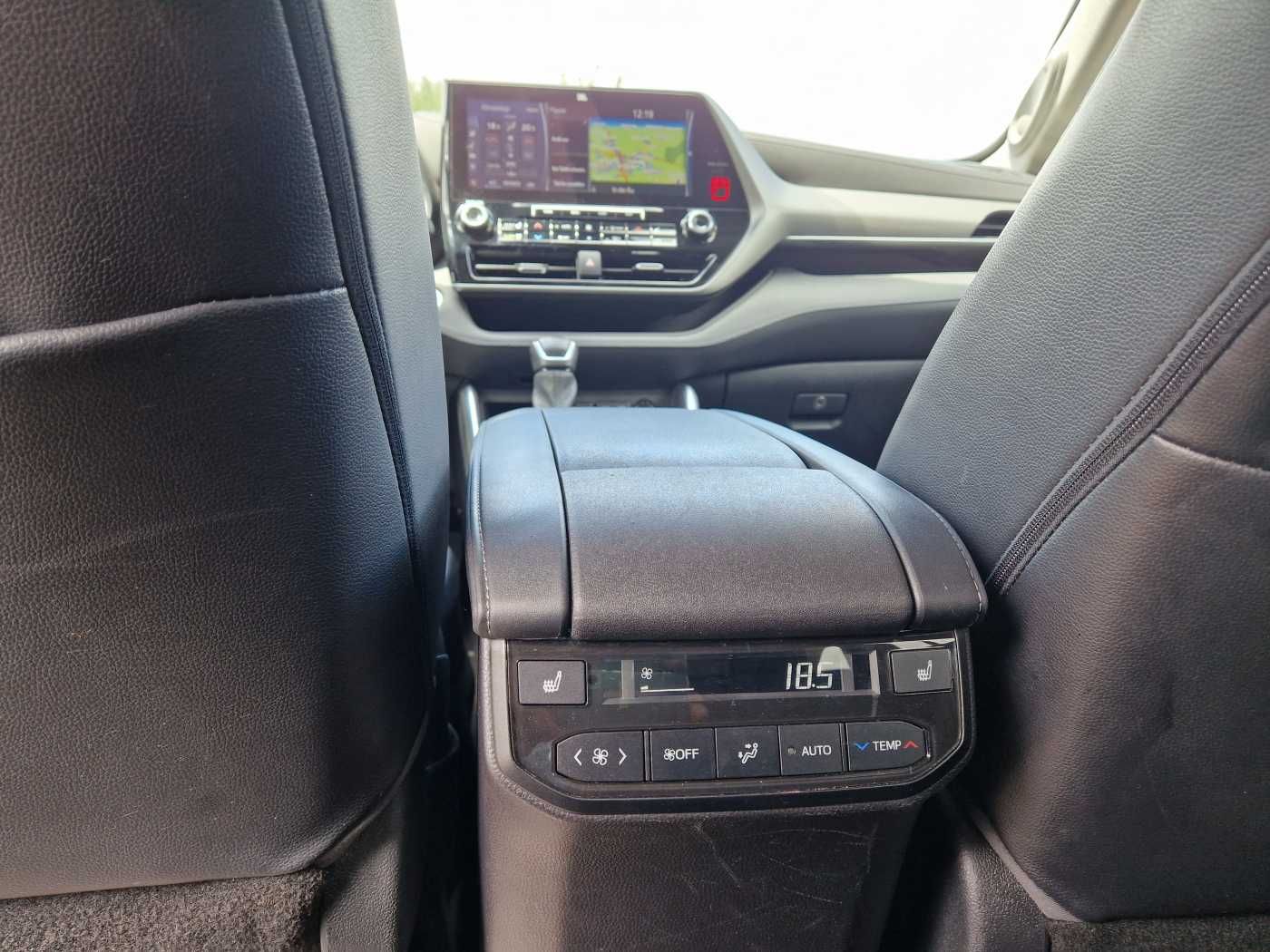 Toyota Highlander 2.5 Hybrid Luxury