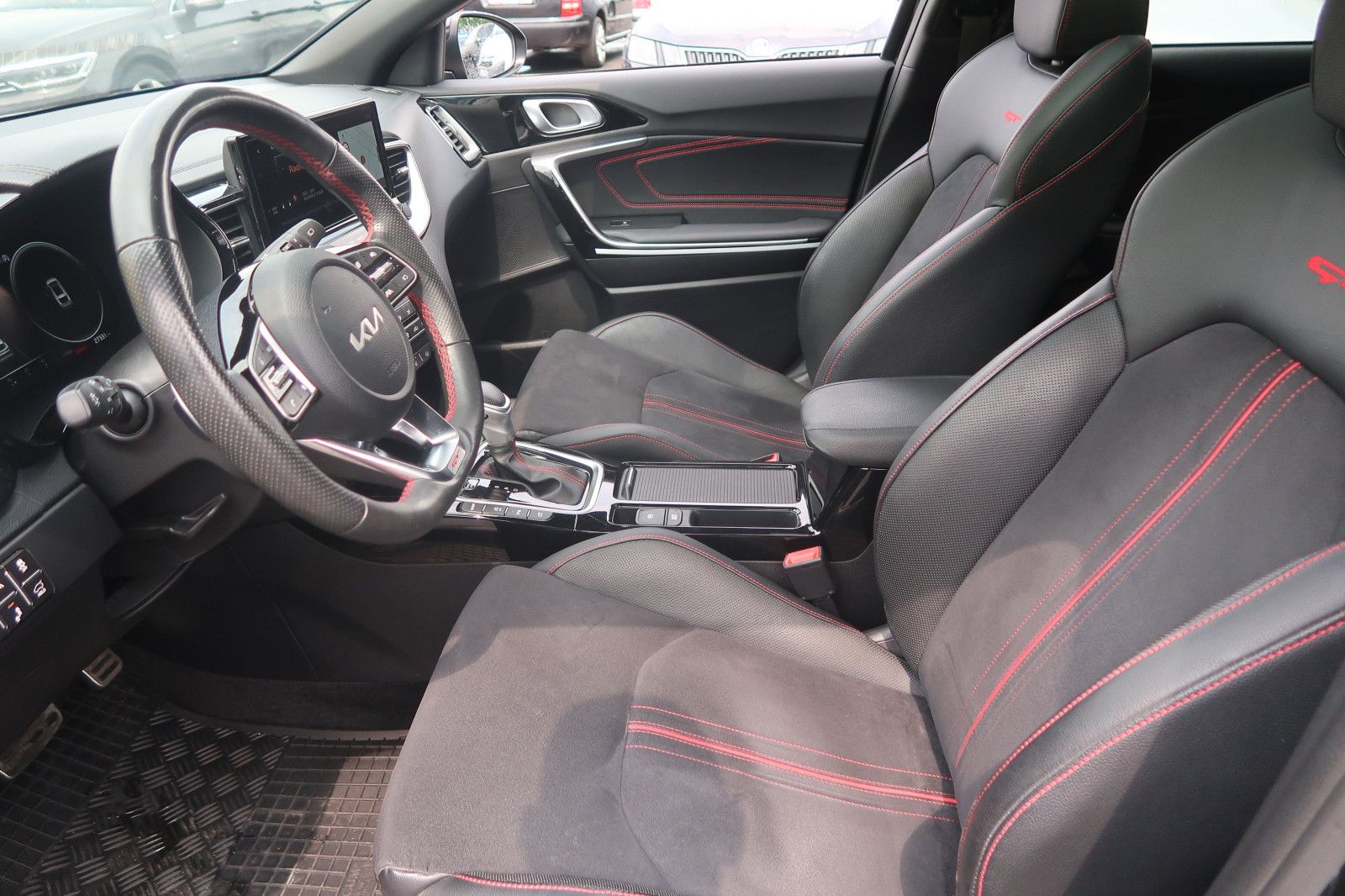 Kia ProCeed GT - Samsaru's Car Outlet