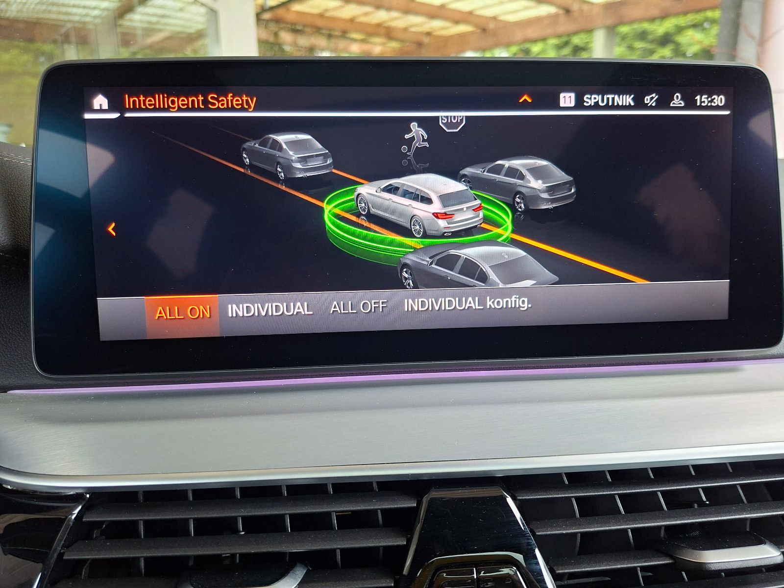 BMW 530d xDrive Touring LuxuryLine+360°CAM+PANO+ACC+