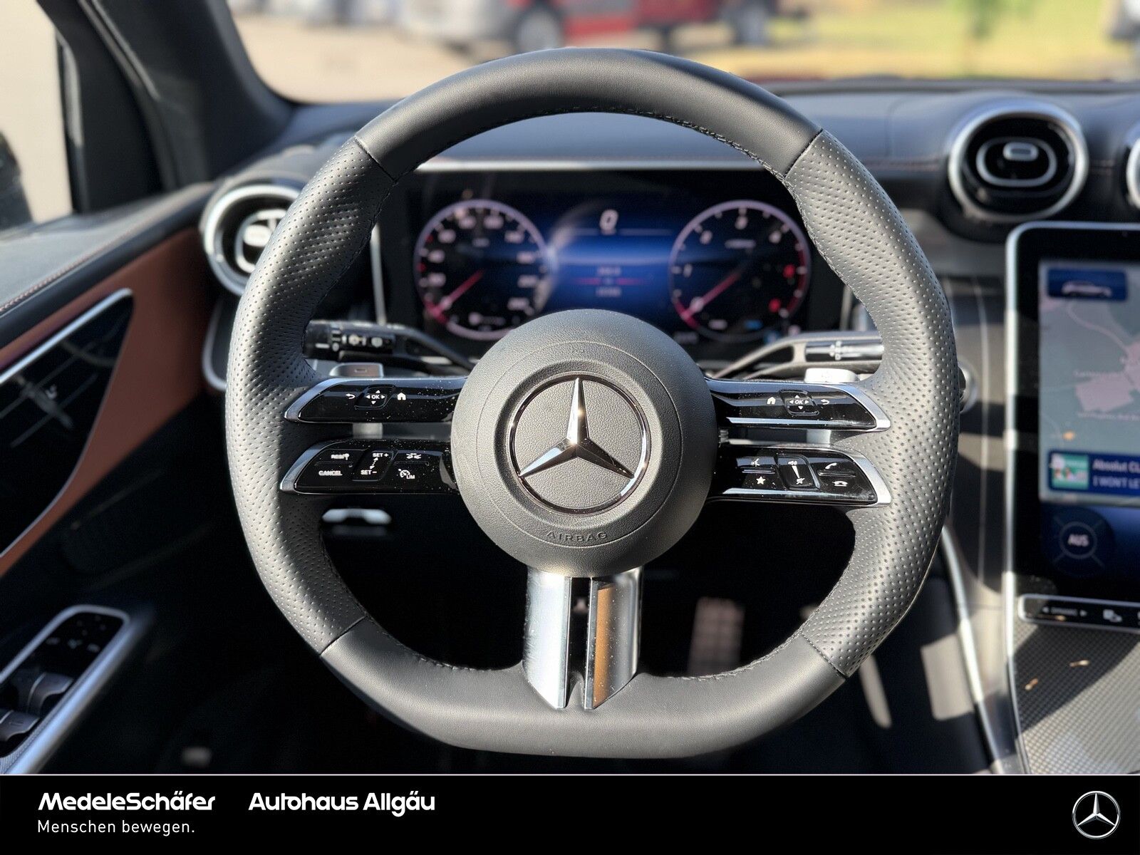 Mercedes-Benz GLC 220 d 4M AMG Night 20' Standheizung Dist AHK