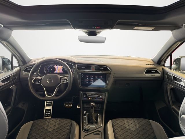 Volkswagen Tiguan 2.0TSI 4M R-Line Matrix/AHK/Pano/HK/20"