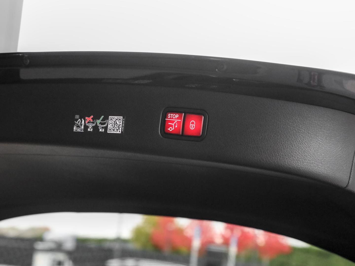 Mercedes-Benz GLC 450 d 4M Digital-Light Distronic Pano AHK