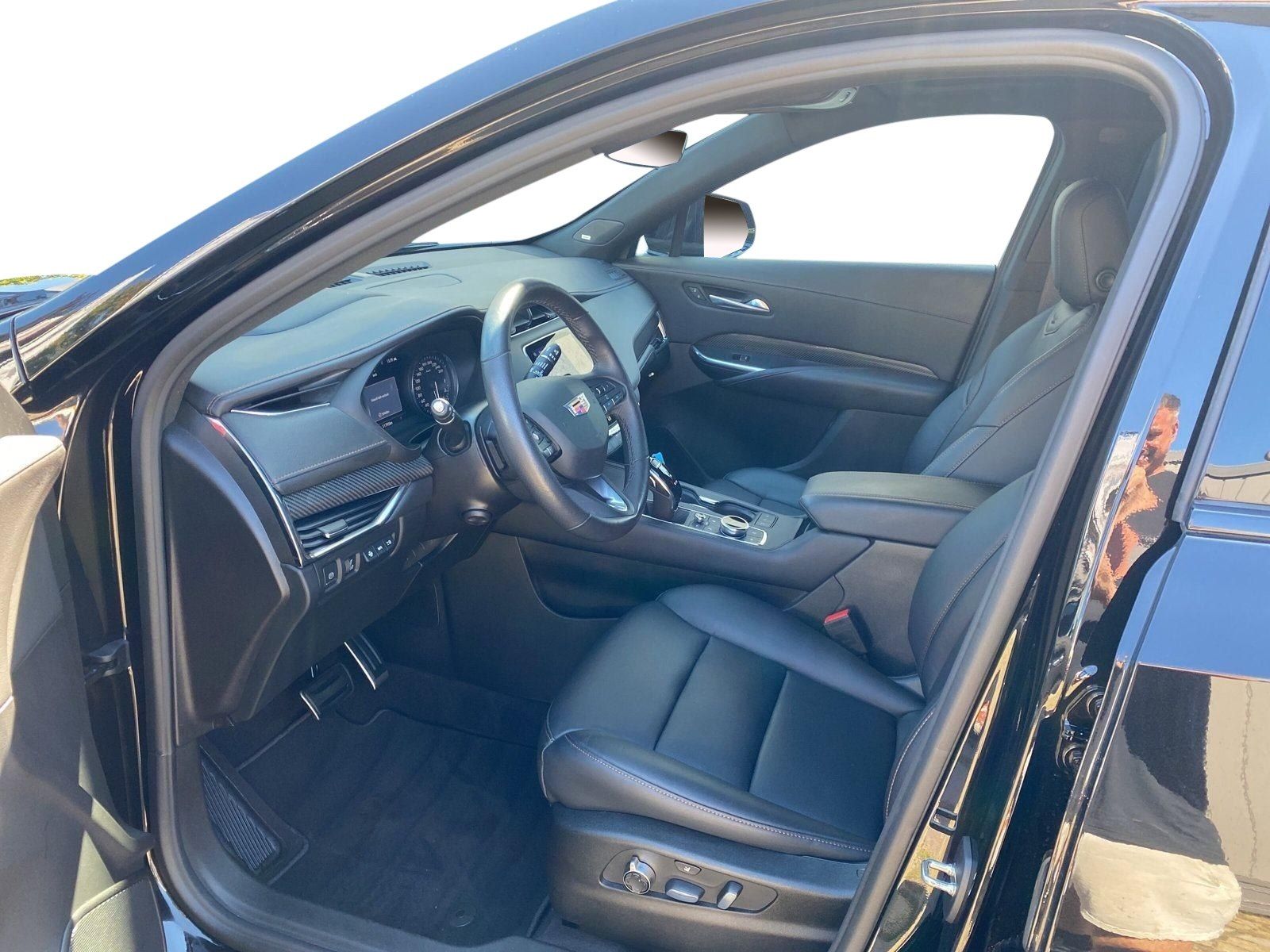 Cadillac XT4 2.0 T Sport AWD AHK+360 Kamera+Navi