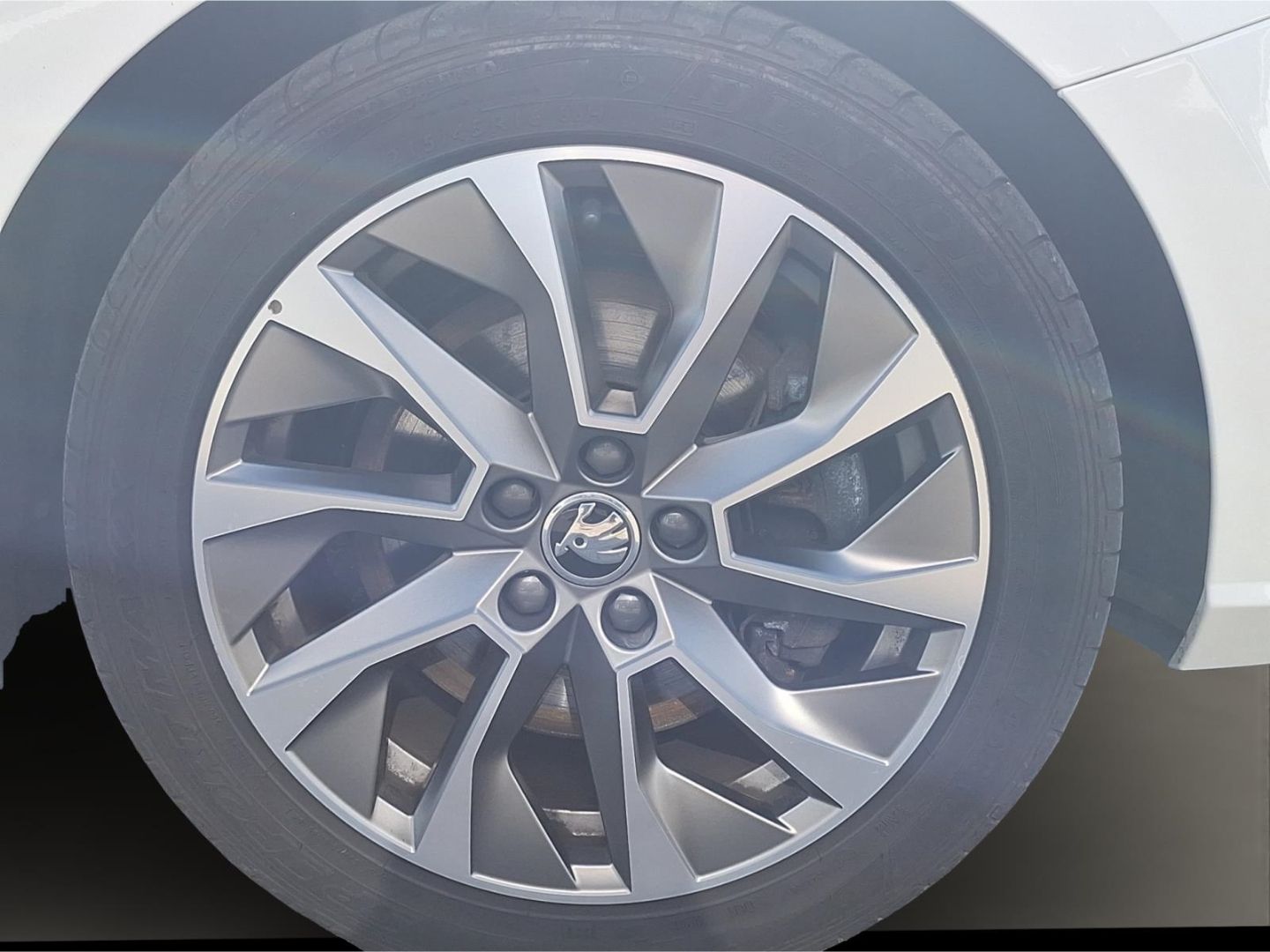 Skoda Fabia Combi 1.0 TSI DSG - Samsaru's Car Outlet