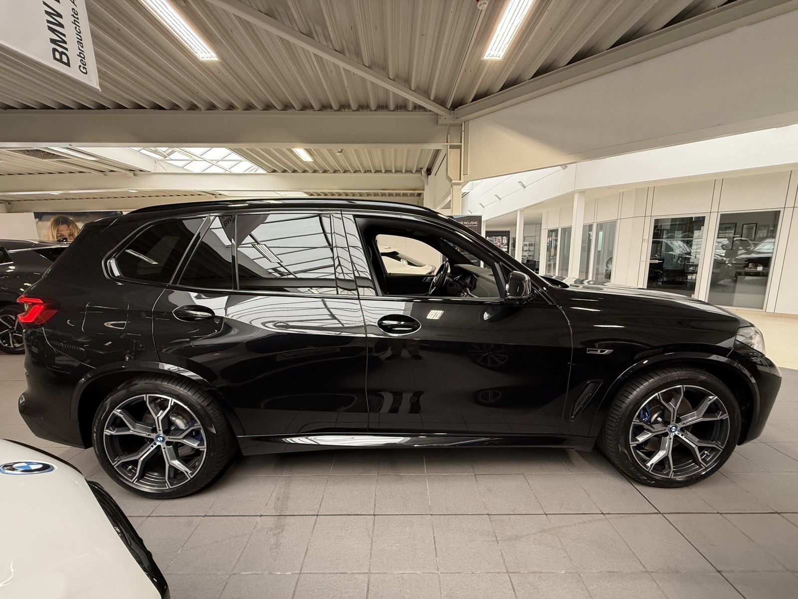 BMW X5 xDrive45e Komf Integral AHK Pano Laser DAB Hi