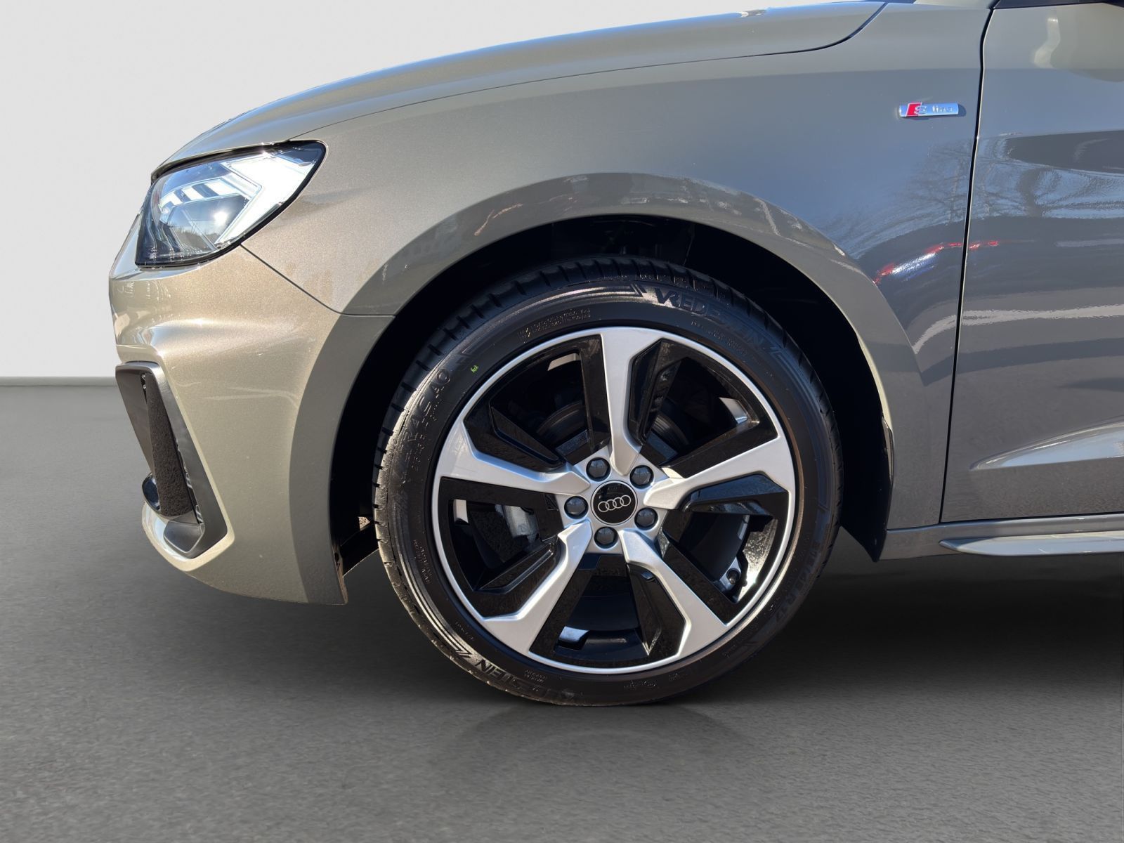 Audi A1 Sportback 25 TFSI S-tronic S line ACC LED Rüc