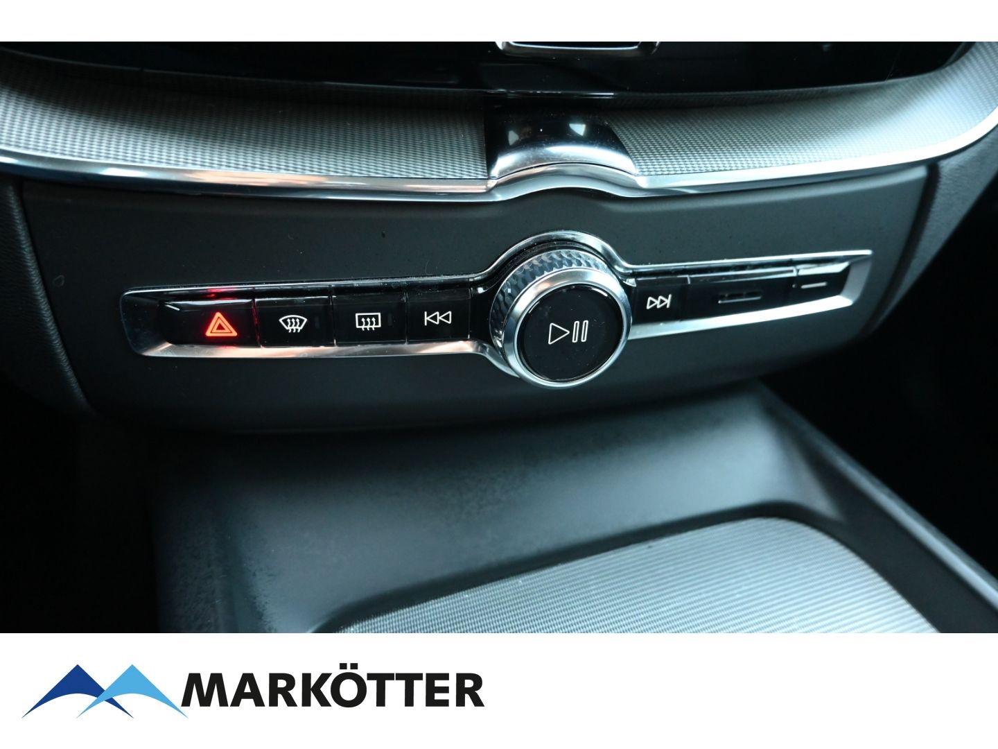 Volvo XC60 T8 Recharge Plus AWD - Samsaru's Car Outlet