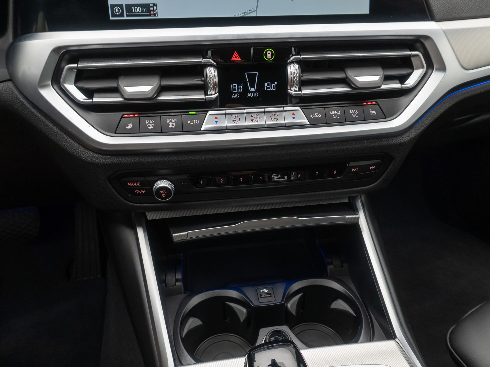BMW 320i Sport Line - Samsaru's Car Outlet