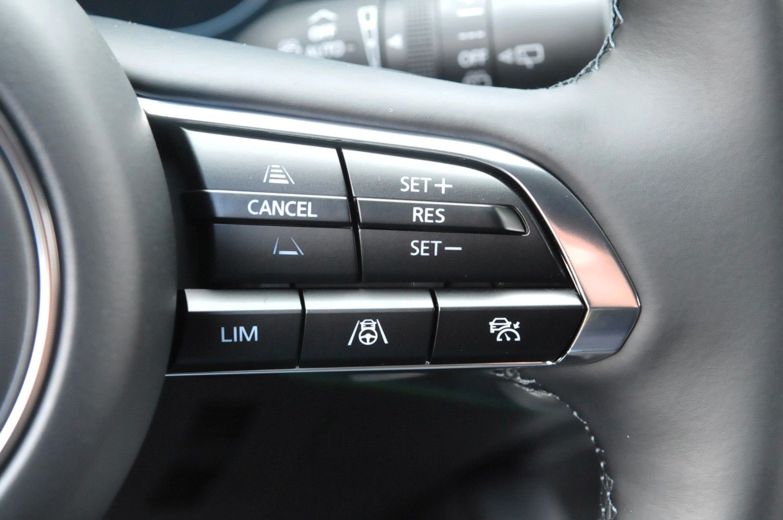 Mazda 3 eSKYACTIV-X 2.0 186ps Aut. EXCLUSIVE-Line