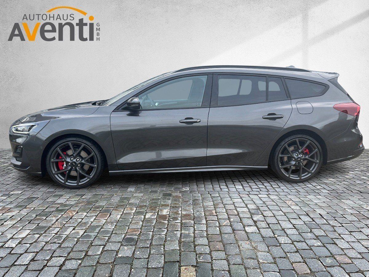 Ford Focus Turnier ST X *LED*Navi*Fahrer-Assistenzpak