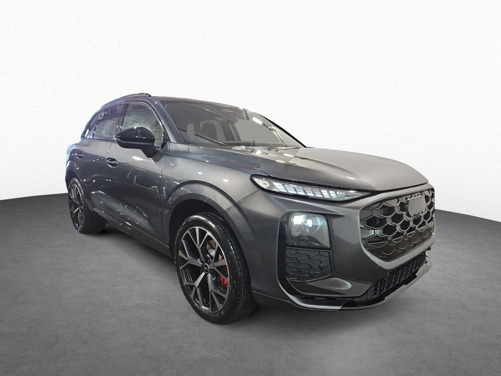 Audi Q3 SUV TFSI quattro *PANO*S-LINE*AHK*TECH-PLUS*