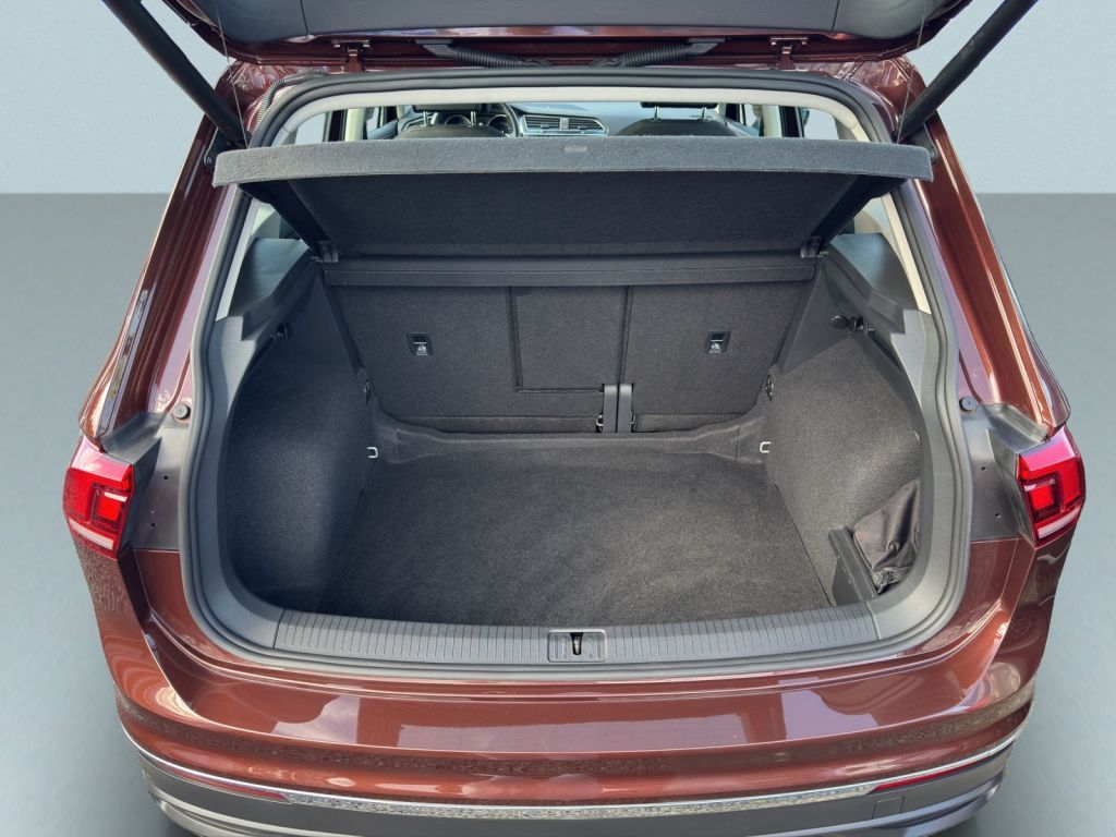 Volkswagen Tiguan 2.0 TDI DSG Life - Samsaru's Car Outlet