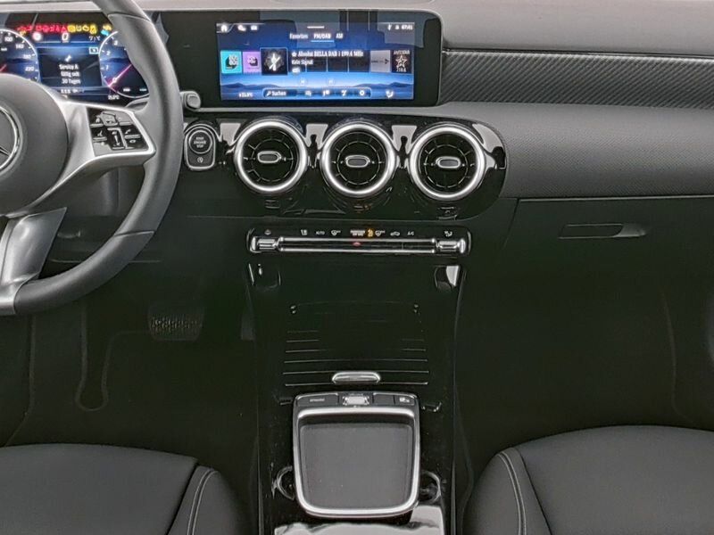 Mercedes-Benz A 200 PROGRESSIVE - Samsaru's Car Outlet
