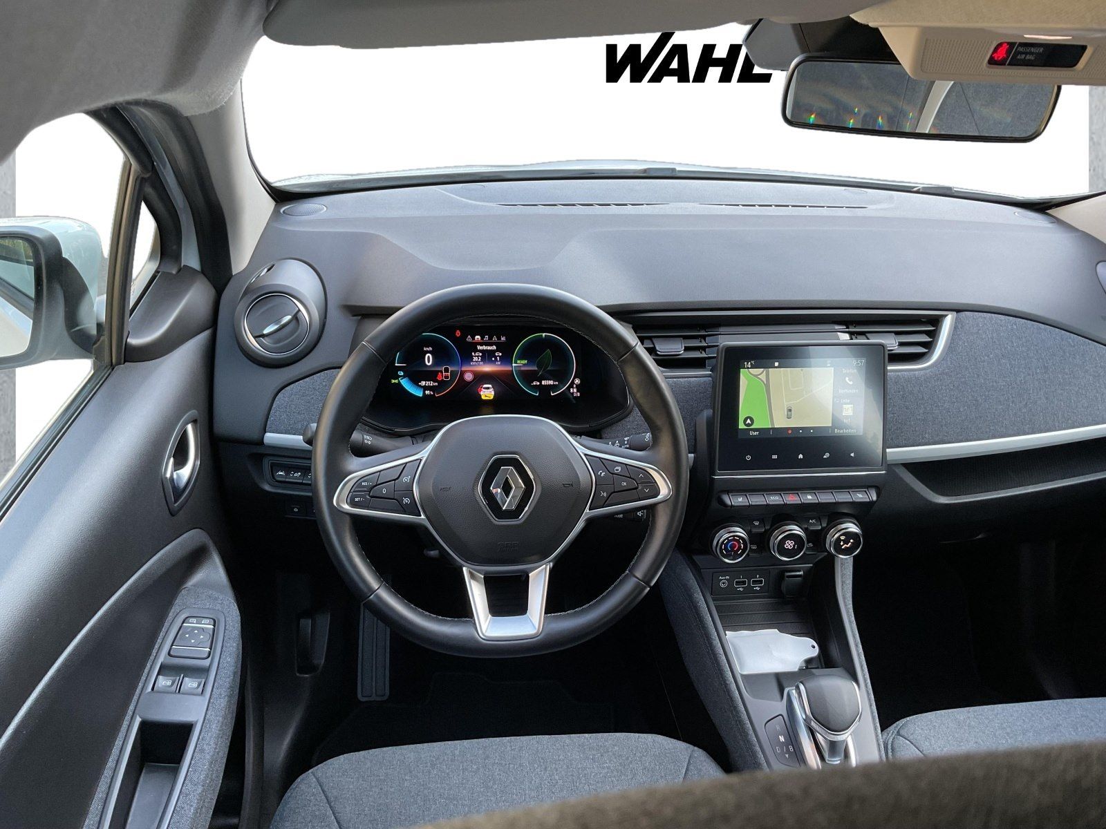Renault Zoe - Samsaru's Car Outlet