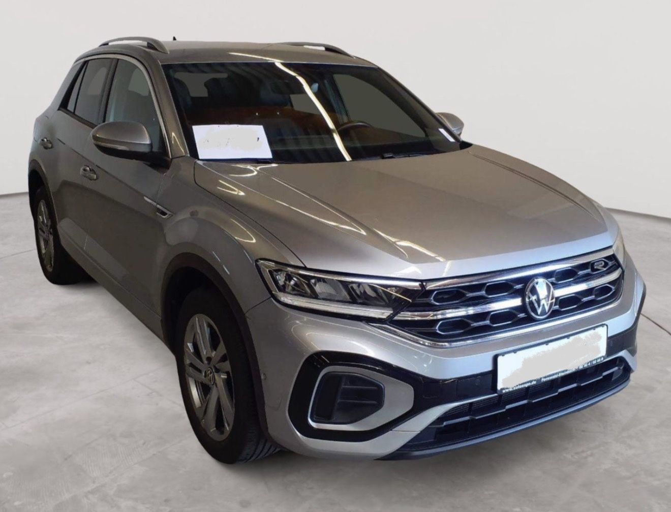Volkswagen T-Roc R-Line 1.5 TSI DSG - Samsaru's Car Outlet