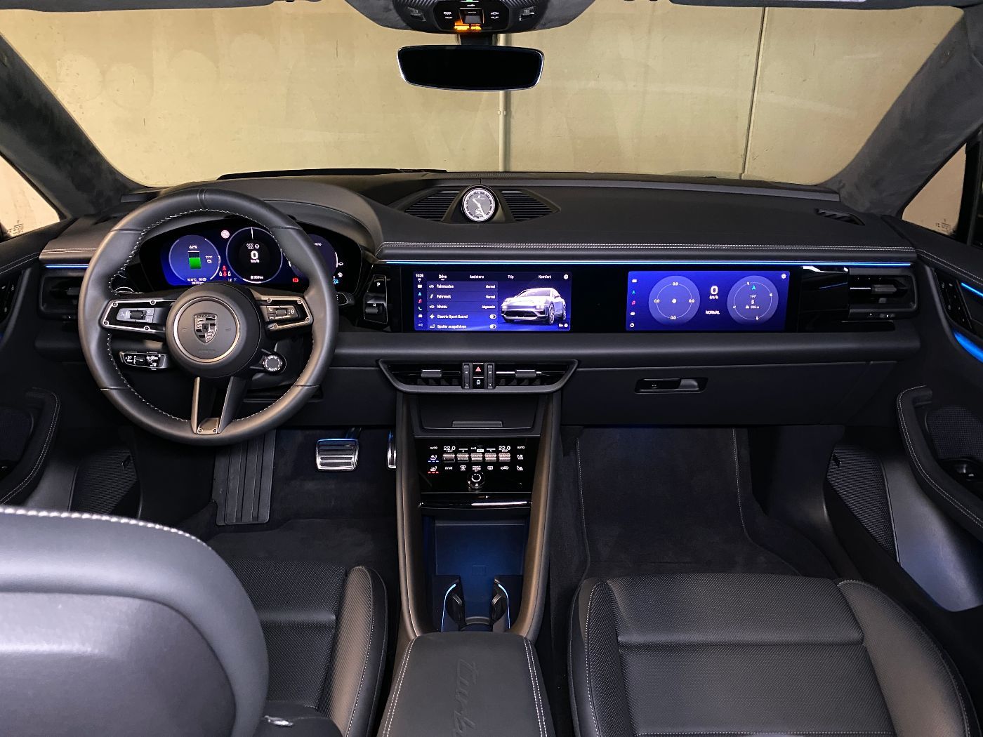 Porsche Macan Turbo | Hinterachslenkung | AHK | 22-Zoll
