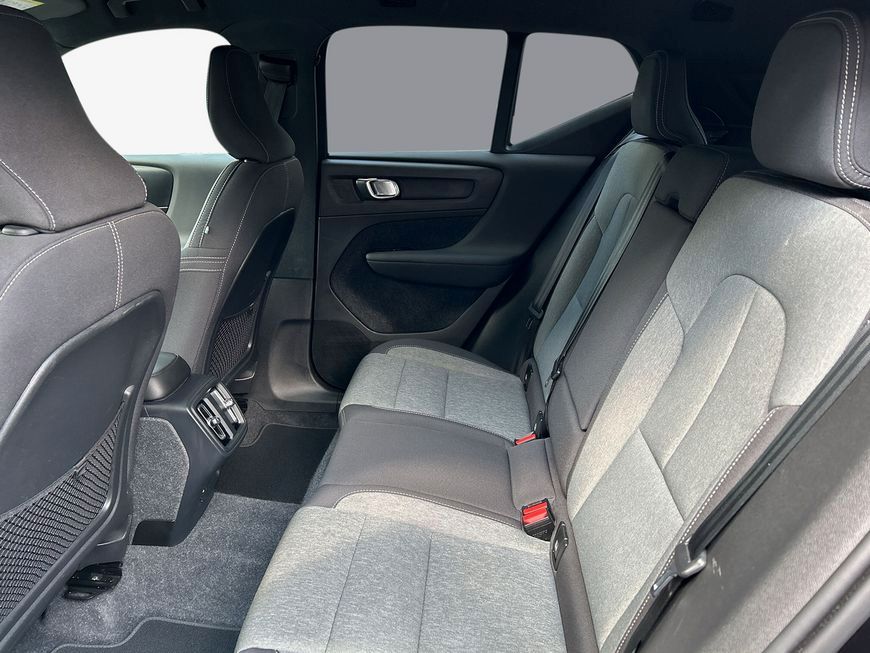 Volvo XC40 B3 Core - Samsaru's Car Outlet