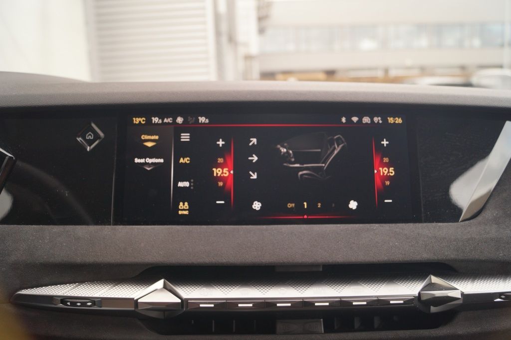 DS Automobiles DS4 1.2 PureTech 130pk automatik Performance Lin