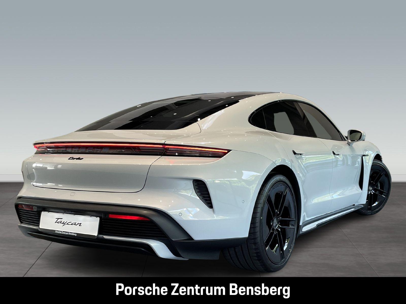 Porsche Taycan Turbo