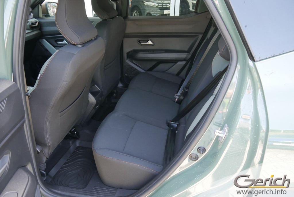 Dacia Duster TCe 130 4x4 Extreme - Samsaru's Car Outlet