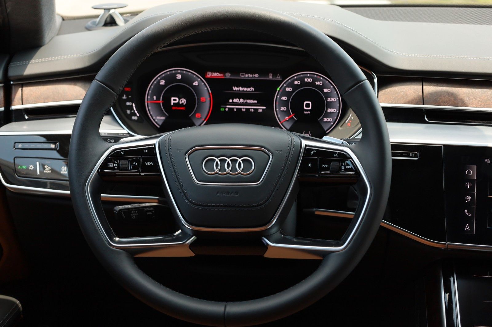 Audi A8 50 TDI Lang Exclusive - Samsaru's Car Outlet