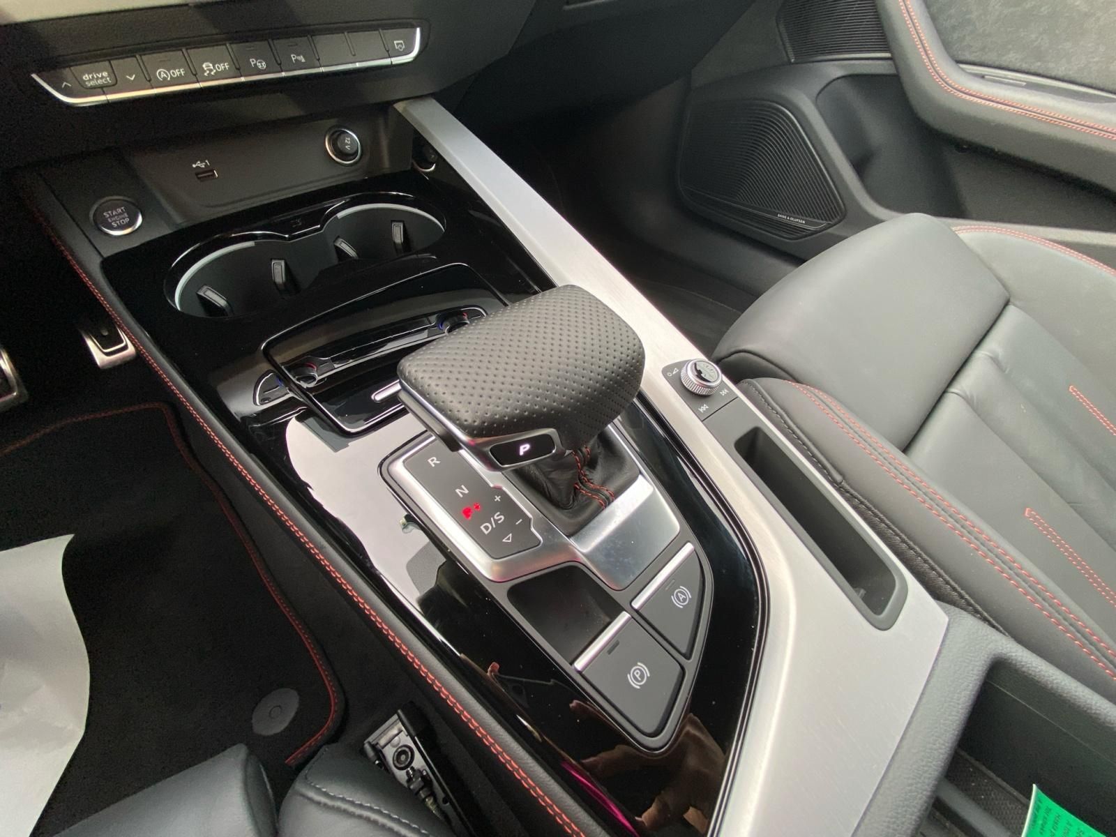 Audi A4 45TFSI S-LINE QUATTRO - Samsaru's Car Outlet