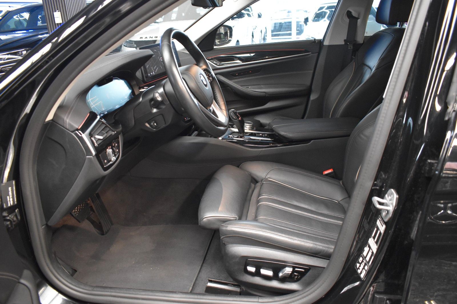 BMW 520 d xDrive Luxury Line*HEAD-UP*ASSIST*HIFI*LED