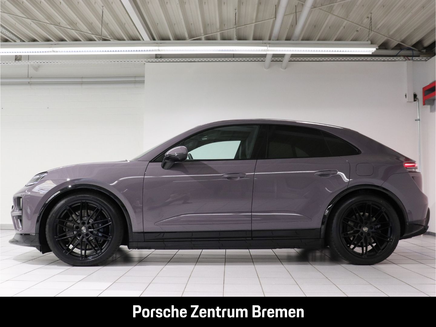 Porsche Macan Turbo - Samsaru's Car Outlet