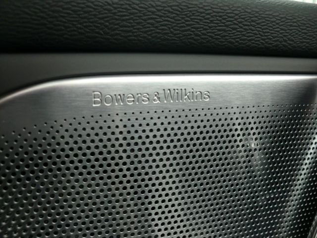 Volvo V60 T6 AWD Ultra Dark*Business-Paket*360Grad*B+W