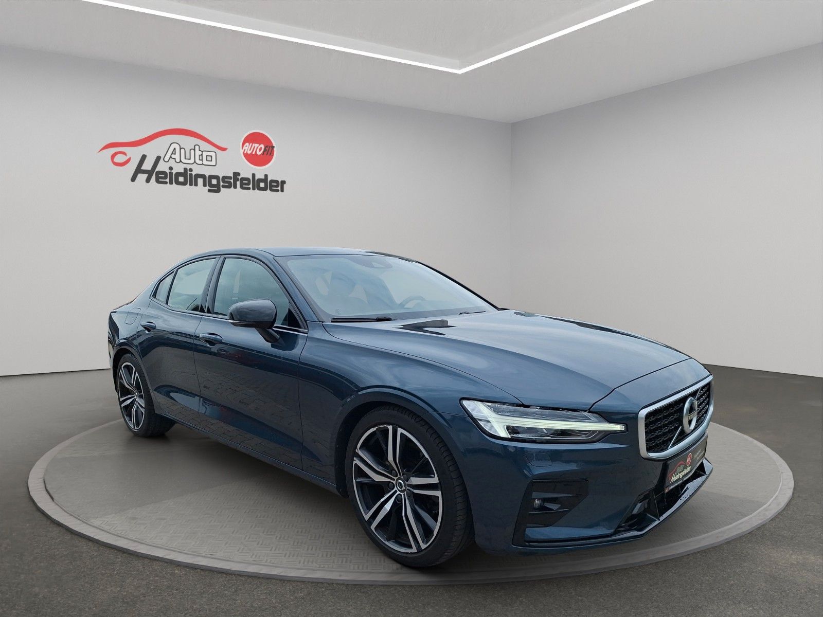 Volvo S60 Lim. R Design T5, Navi, RFK, PDC, Assist