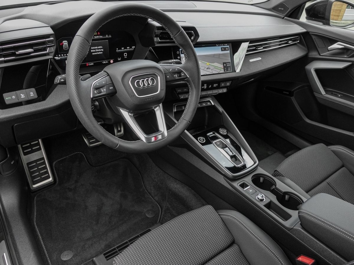 Audi A3 Sportback 30 TFSI S tronic S line - Samsaru's Car Outlet