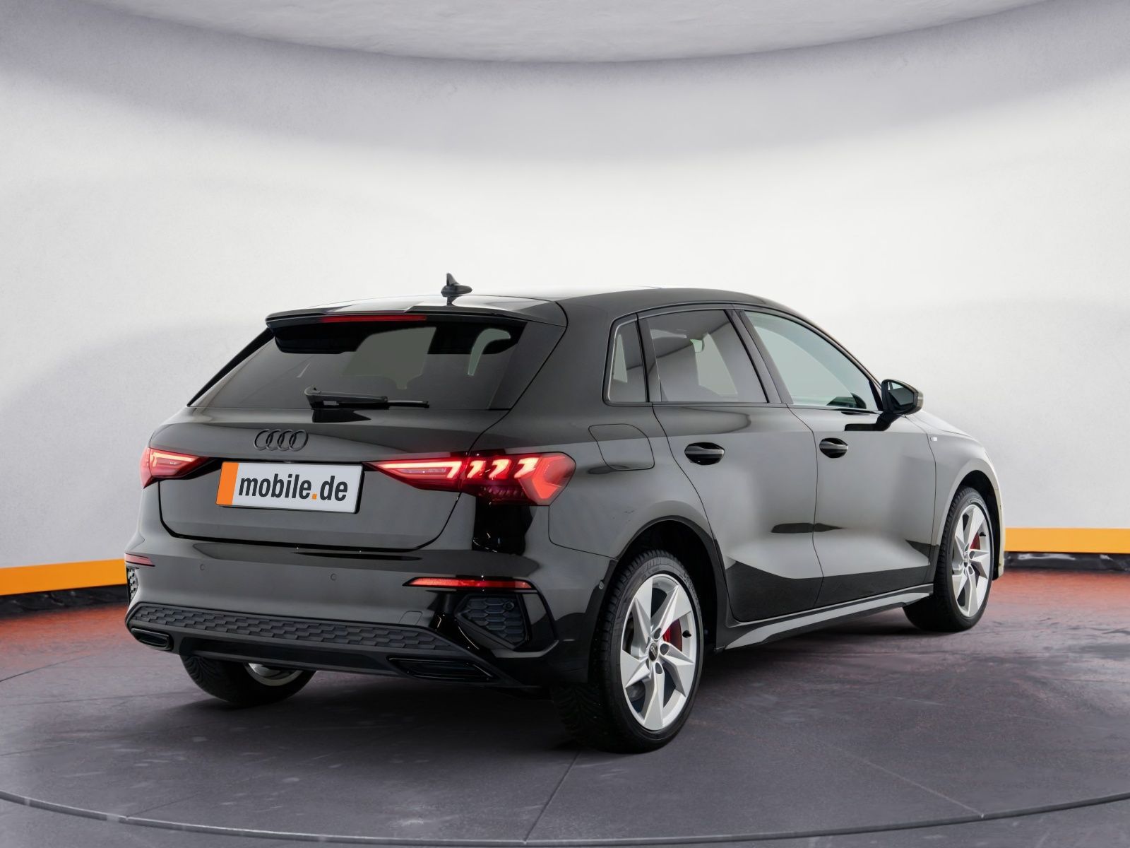 Audi A3 Sportback 45 TFSI e S line S tronic - Samsaru's Car Outlet