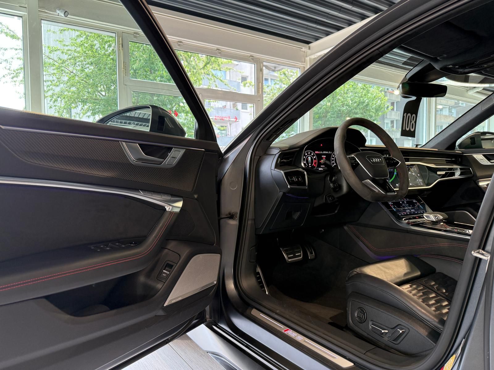 Audi RS6 4.0 TFSI Q*Pano*HuD*B&O-Adv.*Carbon*Dynamik+