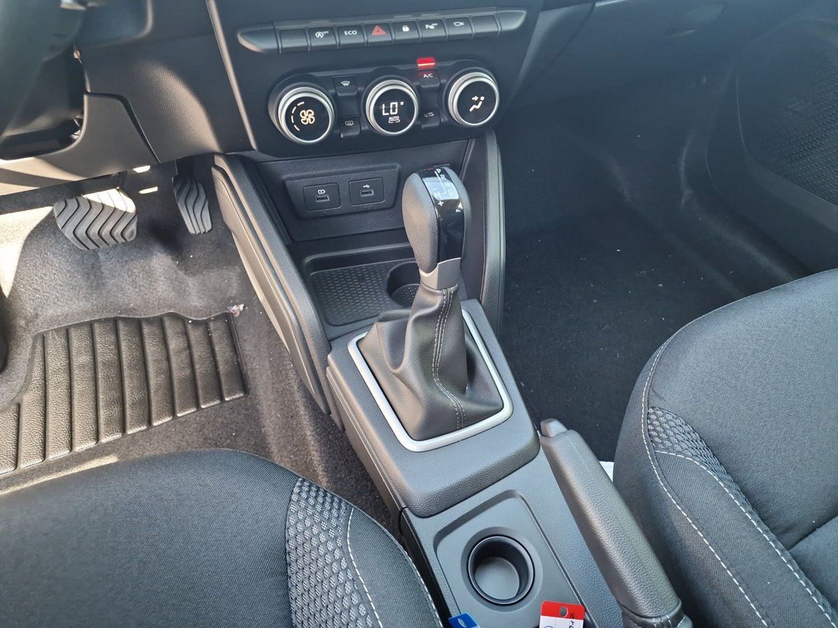 Dacia Duster TCe 150 EDC - Samsaru's Car Outlet