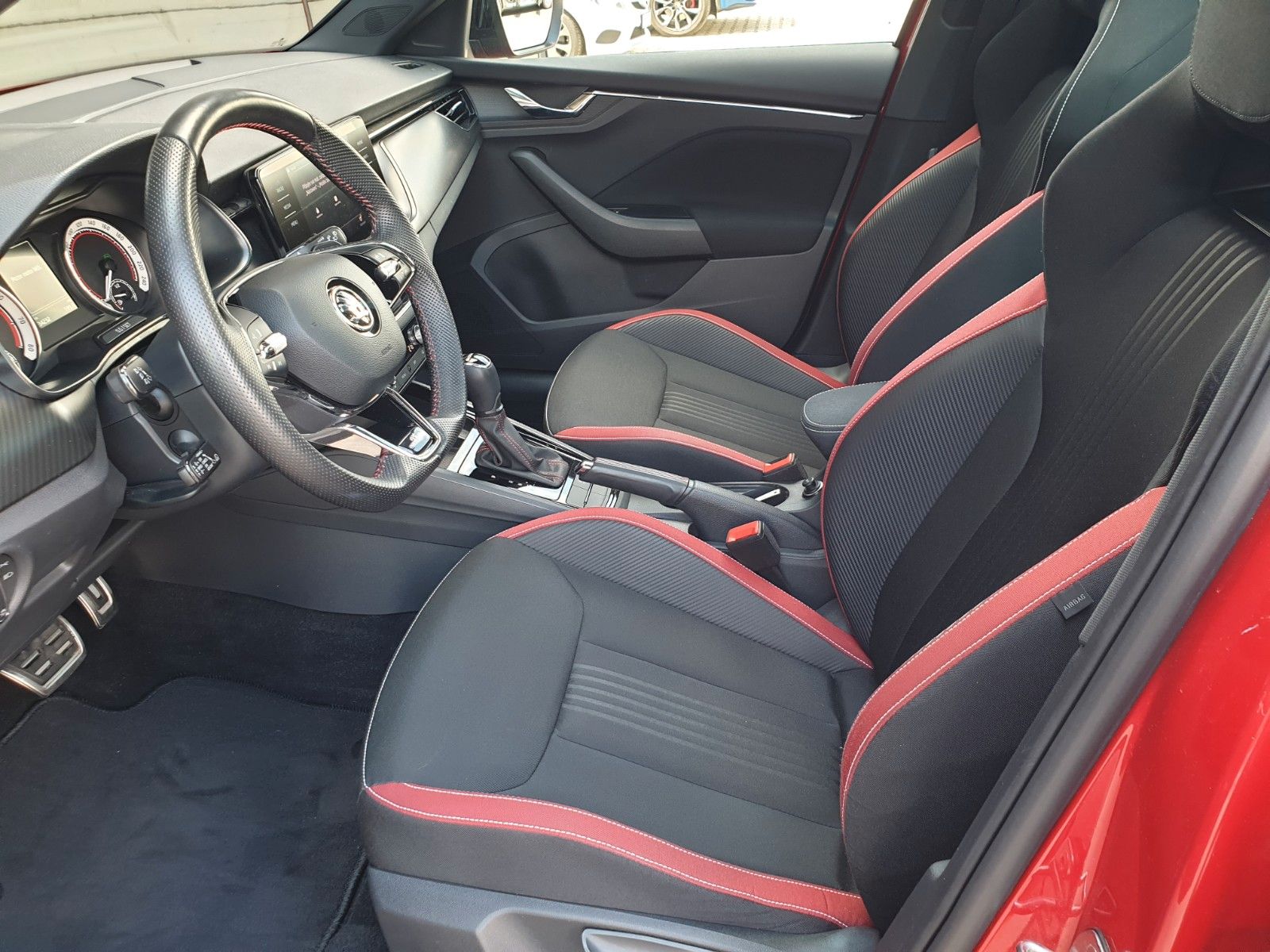 Skoda Kamiq Monte Carlo - Samsaru's Car Outlet