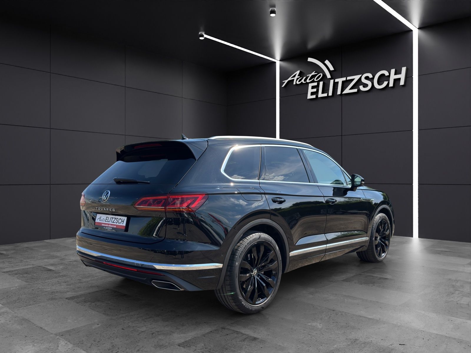 Volkswagen Touareg Elegance TDI 4M - Samsaru's Car Outlet