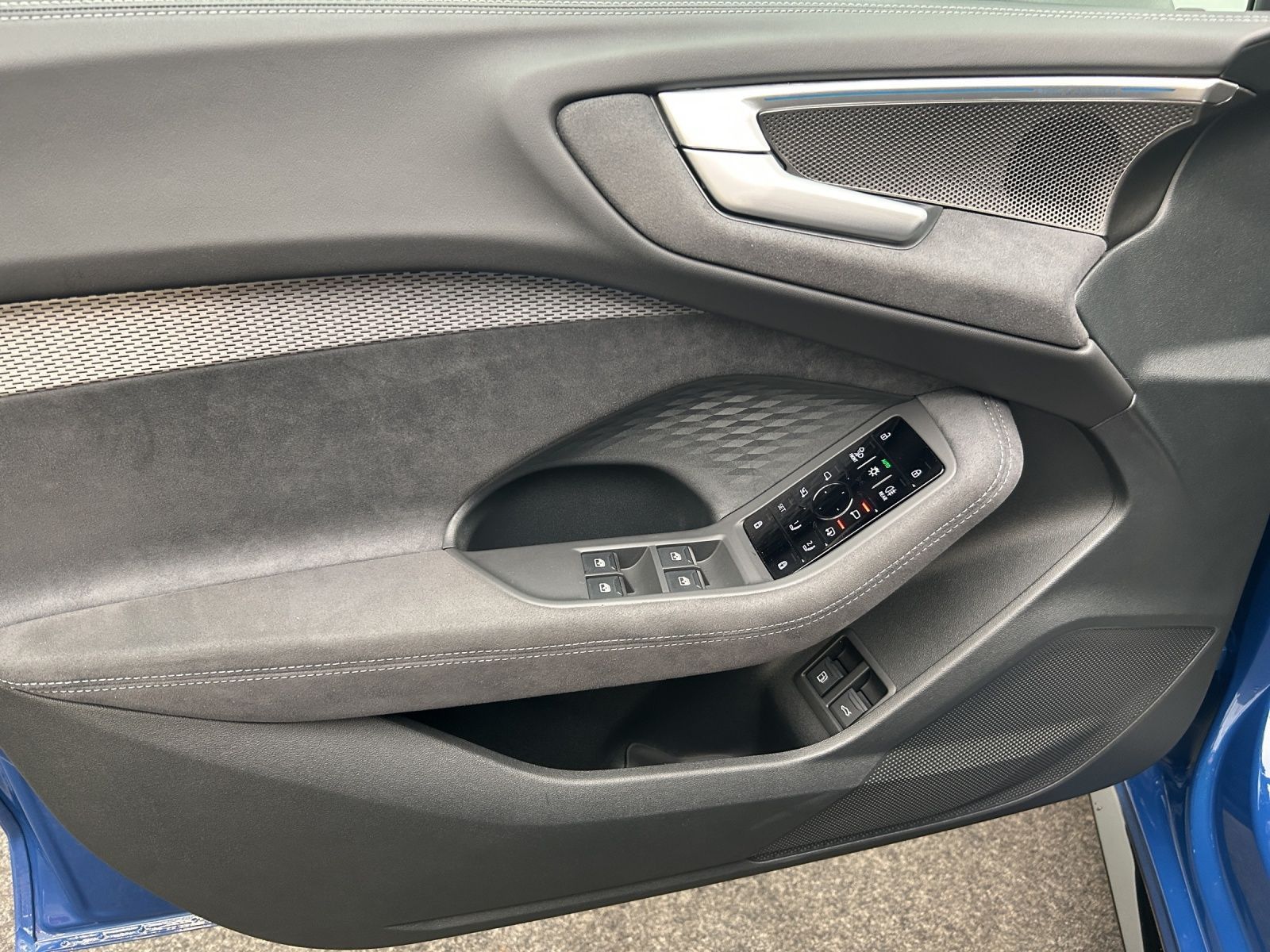 Audi A5 Limousine e-hybrid edition one qu S line*Navi