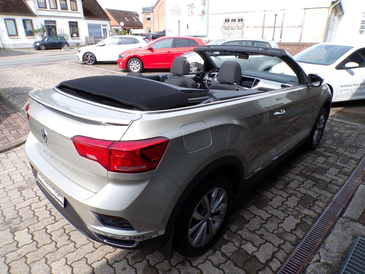 Volkswagen T-ROC CABRIOLET 1.5 TSI - Samsaru's Car Outlet