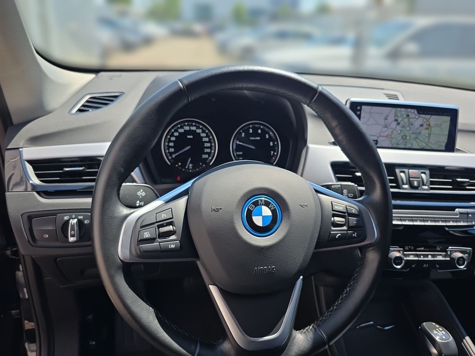BMW X1 xDrive25e - Samsaru's Car Outlet
