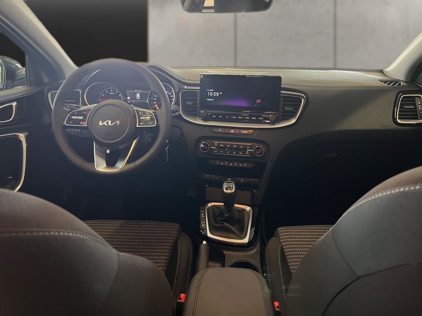 Kia Ceed 1.0T VISION - Samsaru's Car Outlet