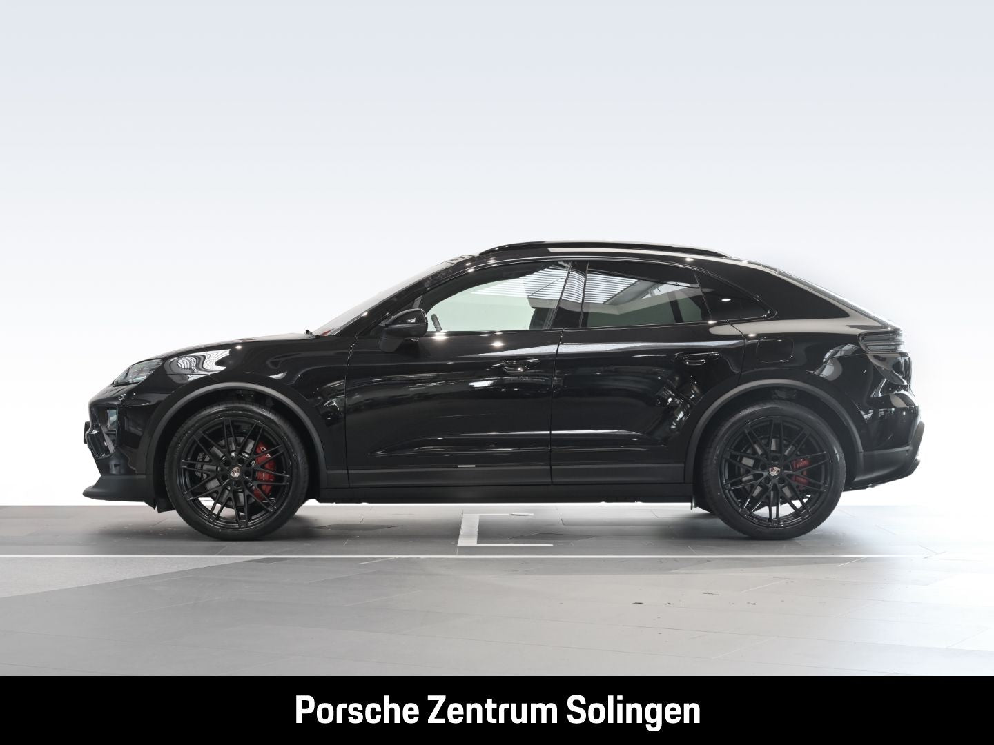 Porsche Macan 4S - Samsaru's Car Outlet